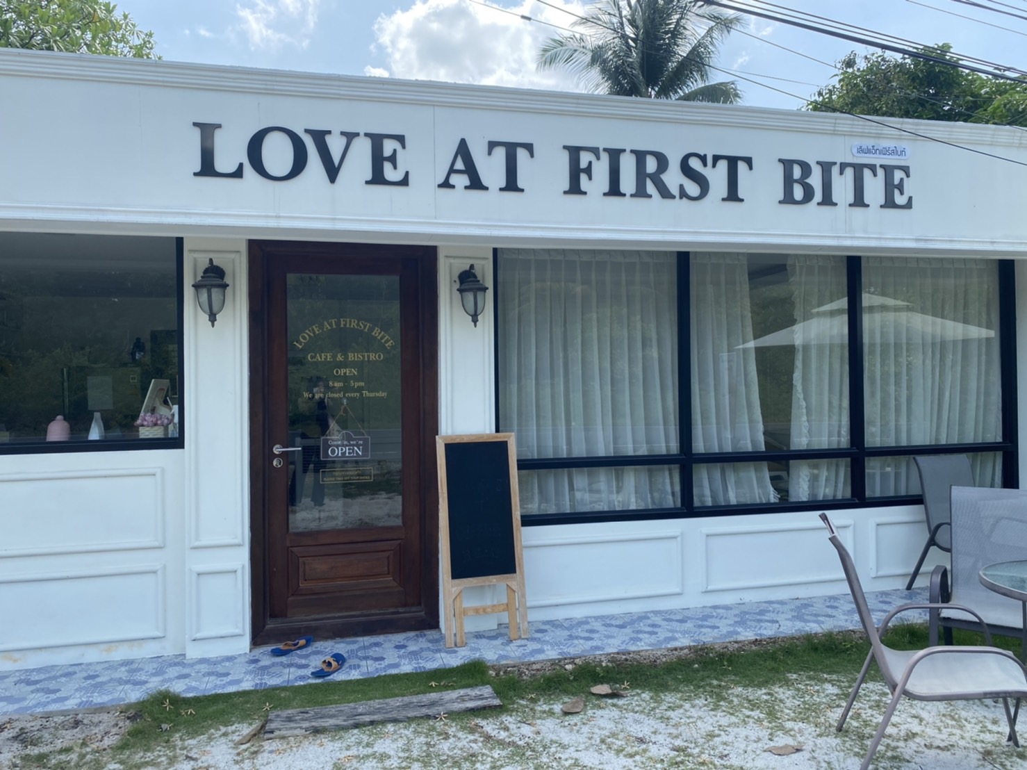 LOVE AT FIRST BITE CAFE & BISTRO